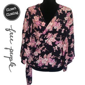 [Free People] NWOT Wrap Navy Pink Floral